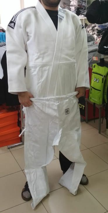 футбольная форма для детей недорого: Оригинал adidas кимоно для дзюдо! оригинал! все размеры в наличии! — 1