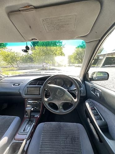 реплика мото: Honda Accord: 2002 г., 1.9 л, Автомат, Бензин, Седан — 2