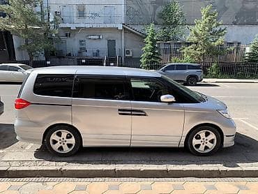 авто минивен 7 мест: Honda Elysion: 2011 г., 3.5 л, Автомат, Бензин, Минивэн — 1