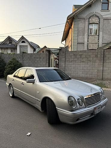 Mercedes-Benz E-Class: 1998 г., 4.3 л, Автомат, Бензин, Седан — 3