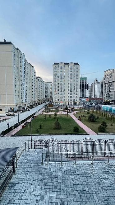 3 комнаты, 69 м², Асанбай мкр Элитка, 2 этаж, Дизайнерский ремонт