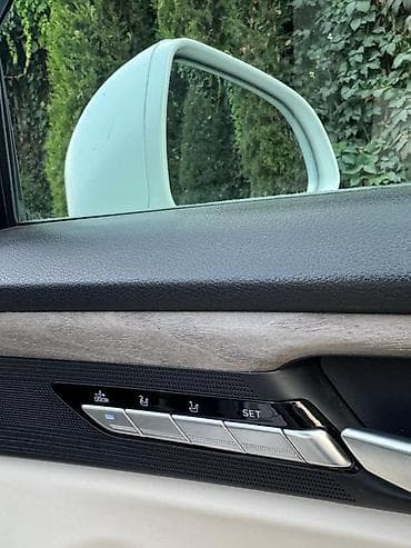 bmw e90: Белый представительский седан бизнес-класса. Кузов и дизайн: - — 10