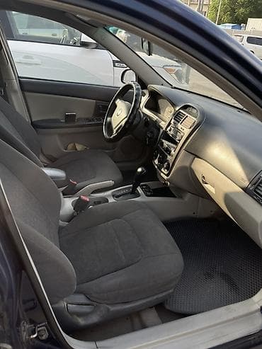 kia ray: Kia Cerato: 2004 г., 1.6 л, Хэтчбэк — 5