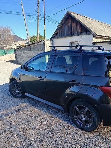 Toyota Ist: 2004 г., 1.5 л, Автомат, Бензин, Хэтчбэк at lalafo.kg Toyota Ist: 2004 г., 1.5 л, Автомат, Бензин, Хэтчбэк