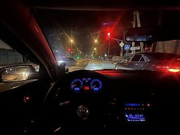 двигател на пассат: Volkswagen Passat: 2003 г., 2 л, Механика, Бензин, Седан — 6
