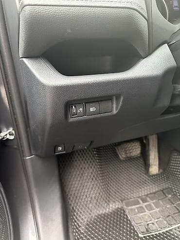 step 2: Toyota RAV4: 2019 г., 2.5 л, Автомат, Бензин, Кроссовер — 6