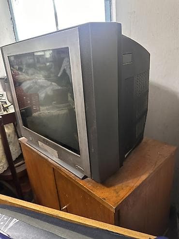 hisense 32: Телевизор кинескопный LG Flatron (рабочий) Особенности: - Плоская — 1