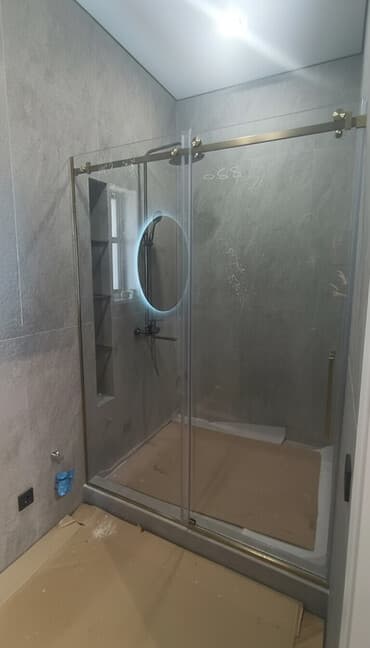 стеклянные полки: Душевая перегородка из закалённого стекла с раздвижной системой - — 1