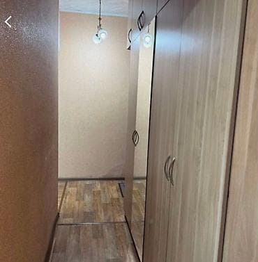 Недвижимость: 1 комната, 35 м², 11 мкр 105 серия, 4 этаж — 5