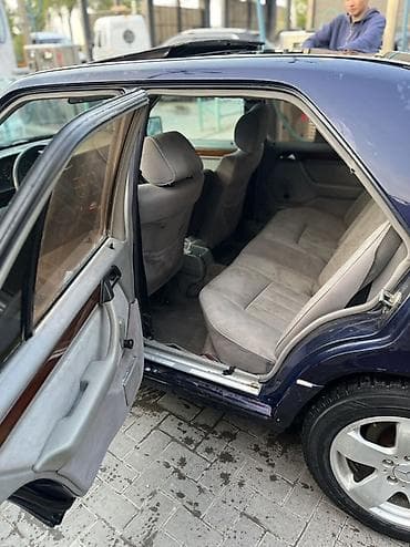 мер 124: Mercedes-Benz W124: 1995 г., 2 л, Ручные, Бензин, Седан — 5