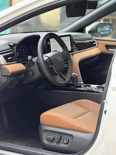 Продажа авто: Toyota Camry: 2025 г., 2.5 л, Вариатор, Гибрид, Седан — 9