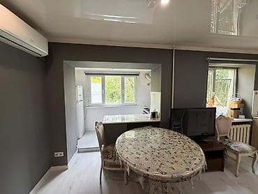 Квартиры: 2 комнаты, 43 м², Хрущевка, 2 этаж, Евроремонт — 5