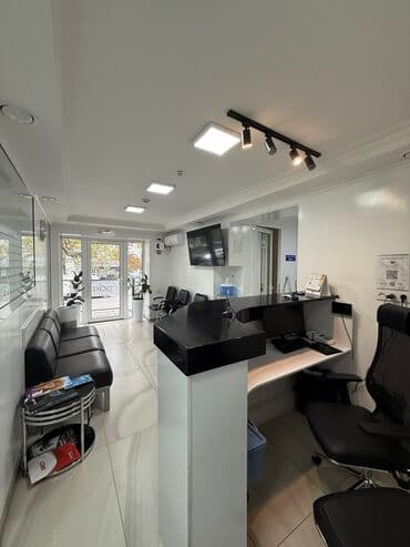 продаю дом в центре бишкека: 📍пр-т Чуй 🔘Этажи 2/4 🔘131,2м² Продается коммерческое — 11