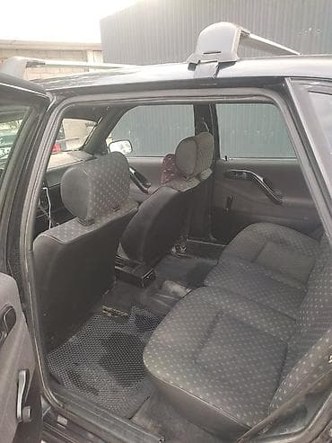 пассад: Volkswagen Passat: 1994 г., 1.8 л, Лифтбек — 4