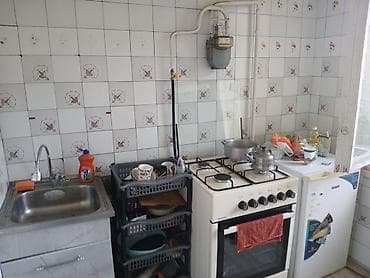Недвижимость: 3 комнаты, 58 м², Центральная мечеть 104 серия, 4 этаж, Требуется ремонт — 1