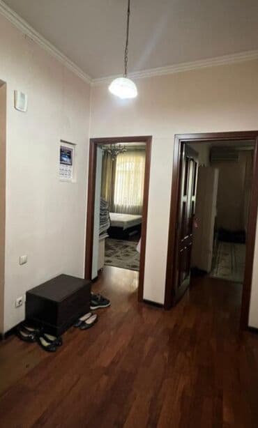 прадаю квартиру в районе пишпек: 3 комнаты, 71 м², Индивидуалка, 2 этаж — 9