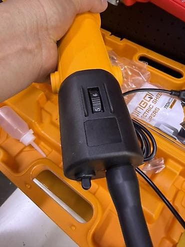 аппарат для стрижки овец: Электрическая машинка для стрижки овец DINGQI JD08801 - Мощность: 750 — 4