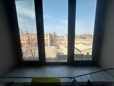 Сниму комнату: Сдается 2х комнатная квартира в Киркомстроме Бишкек Описание: - — 6