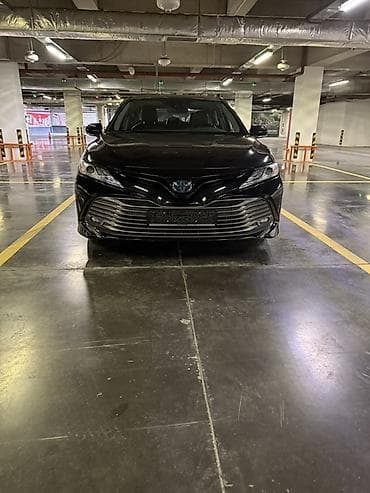 crv 2: Toyota Camry: 2020 г., 2.5 л, Гибрид, Седан — 7