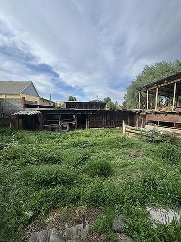 кыргыз недвижимости: ✨ Продаётся дом в с. Сокулук ✨ 🏡 Характеристики: • Участок - 7 соток — 6