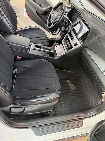 Продажа авто: Hyundai Sonata: 2017 г., 2 л, Автомат, Газ, Седан — 5
