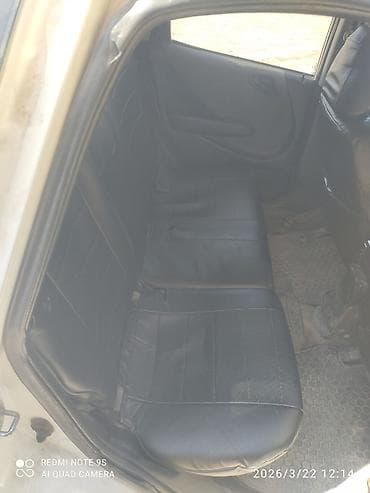 дамкрат авто: Honda Fit: 2002 г., 1.3 л, Автомат, Бензин, Хэтчбэк — 3