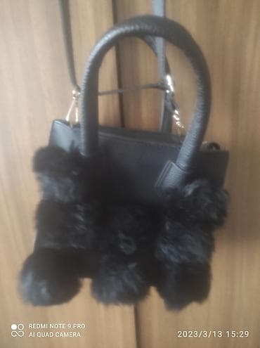 Сумочка Женская состояние идеальное at lalafo.kg Сумочка Женская состояние идеальное