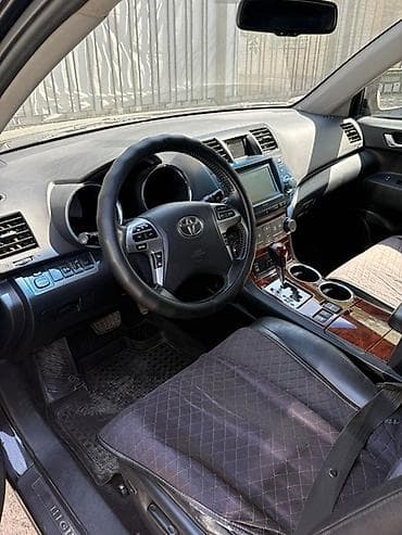 Транспорт: Toyota Highlander: 2011 г., 3.5 л, Автомат, Бензин, Кроссовер — 4