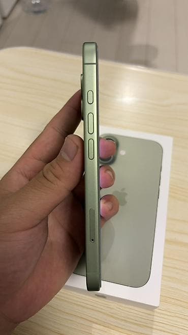 м 2: IPhone 17, 256 ГБ, Зеленый, Коробка, 100 % — 6