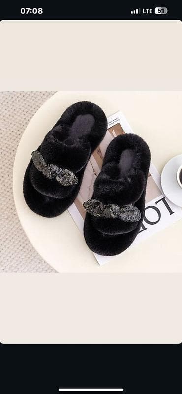 Атайын кийим: Үй тапичкелери, 38.5, Жаңы, түсү - Кара, Өзү алып кетүү — 1