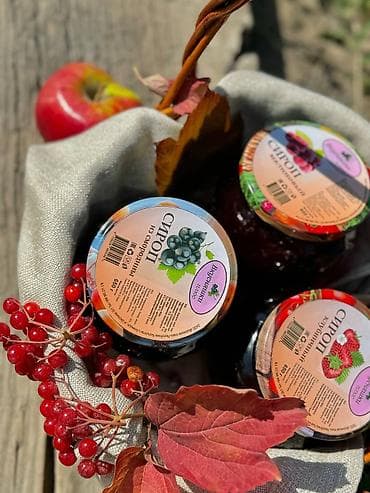 семичка джин: Домашние варенья и ягодные сиропы «Вкусняшка плюс» Ассортимент: - — 9