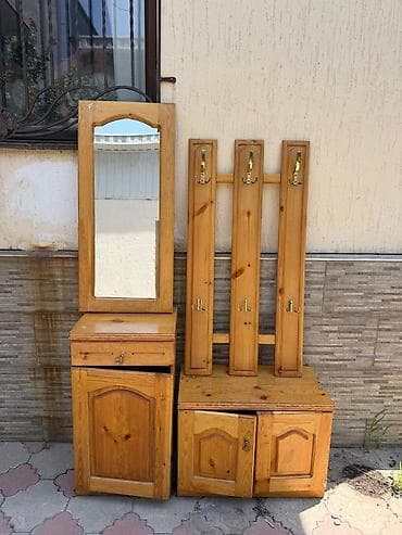 мебель из сосны: Прихожая из массива дерева (сосна), комплект. Состав: - Панель с — 1