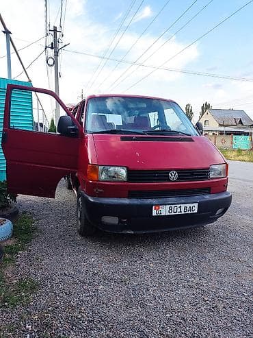 Volkswagen Transporter: 1997 г., 2.4 л, Механика, Дизель, Минивэн at lalafo.kg Volkswagen Transporter: 1997 г., 2.4 л, Механика, Дизель, Минивэн