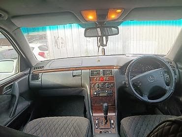 karina e: Mercedes-Benz E-Class: 2000 г., 2 л, Автомат, Бензин, Седан — 5