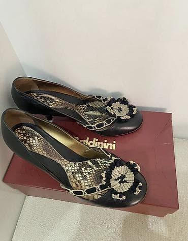 обувь 24: 1) Туфли новые Clarks (оригинал), насыщенного синего цвета — 7