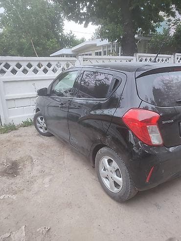 trax chevrolet: Chevrolet Spark: 2019 г., 1 л, Автомат, Бензин, Хэтчбэк — 2
