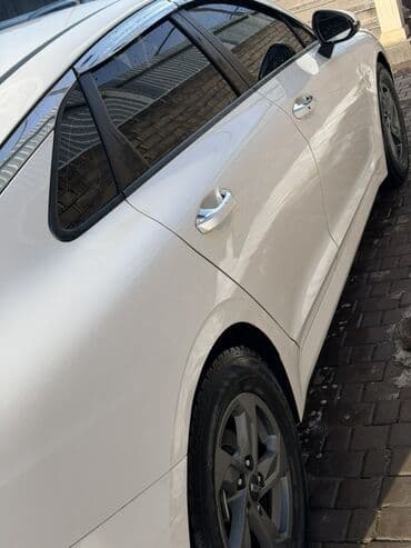 срочно продам авто в связи с переездом: Kia K5: 2021 г., 2 л, Автомат, Газ, Седан — 8