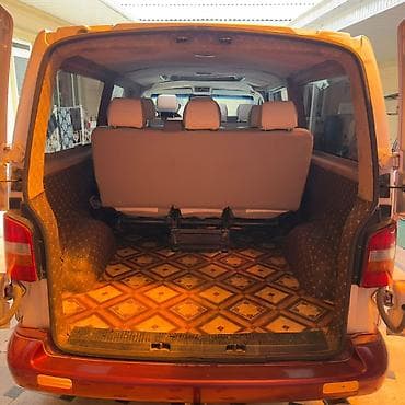 Volkswagen Transporter: 2009 г., 1.9 л, Механика, Дизель, Минивэн