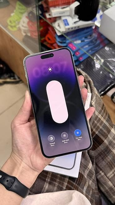 a 30 s: IPhone 14 Pro Max, Б/у, 256 ГБ, Deep Purple, Коробка, 82 % — 5