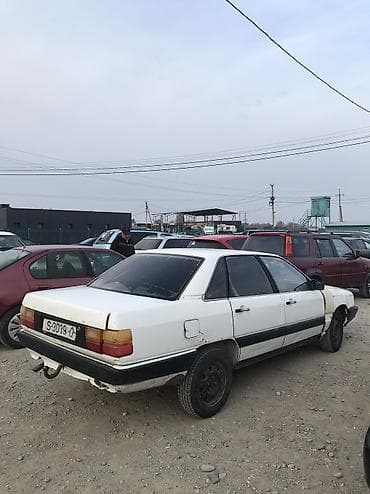 продам белку: Audi 100: 1988 г. — 3
