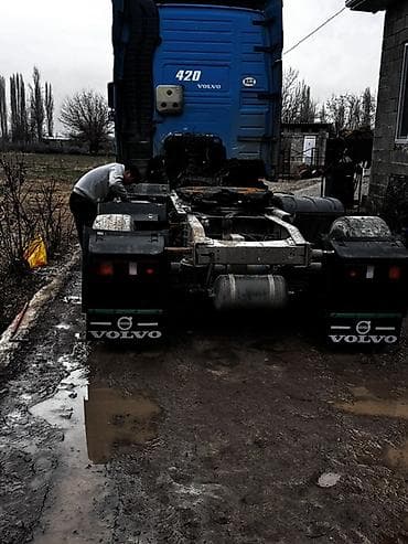 клык на вольво: Тягач, Volvo, Тентованный — 6