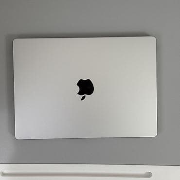 Ноутбуки Apple (MacBook): Apple MacBook Pro М4" (серебристый) - Дисплей 14.2" Liquid Retina XDR — 1