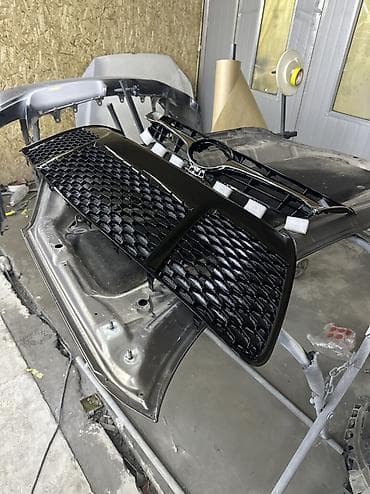 Решетка радиатора Toyota