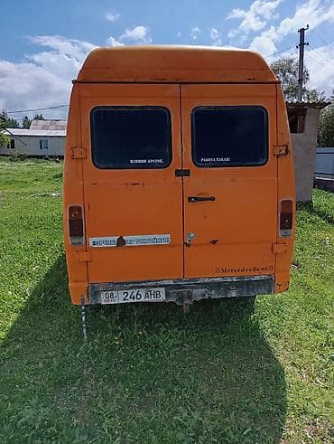 bud машина: Mercedes-Benz : 1988 г., Фургон — 2