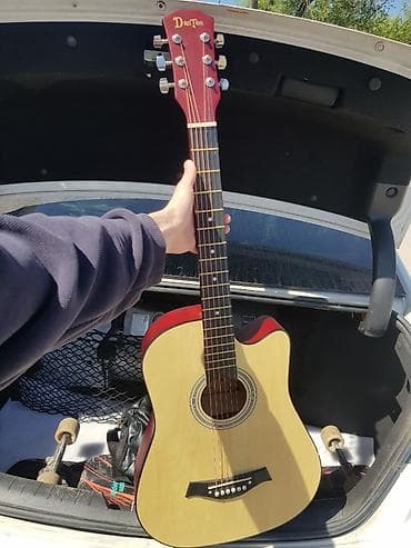 винни: Обмен! на собаку с доплатой к вам Акустическая гитара Dastan, формат — 1