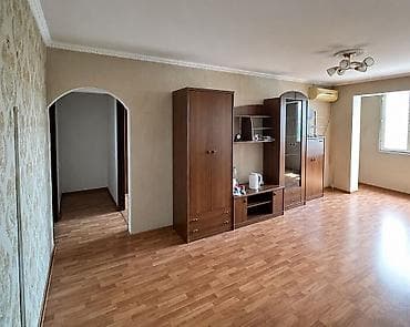аталье: 3 комнаты, 57 м², 104 серия, 5 этаж, Косметический ремонт — 1