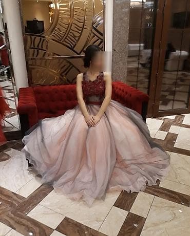 Вечернее платье