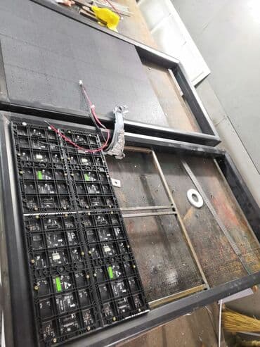 изготовление сертификатов: | Вывески, Баннеры, Дорожние указатели, | Монтаж — 3