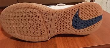 теноф 300: Мужские кроссовки, 41, Nike, Б/у, цвет - Бежевый, Платная доставка — 6