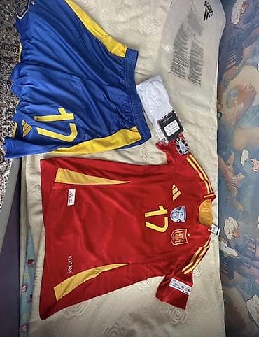 бутсы футбол: Игровой комплект сборной Испании по футболу adidas с номером 17 и — 1